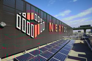 NXT_Facility_M1_SkySignage+Solar_2015.06_7071.jpg